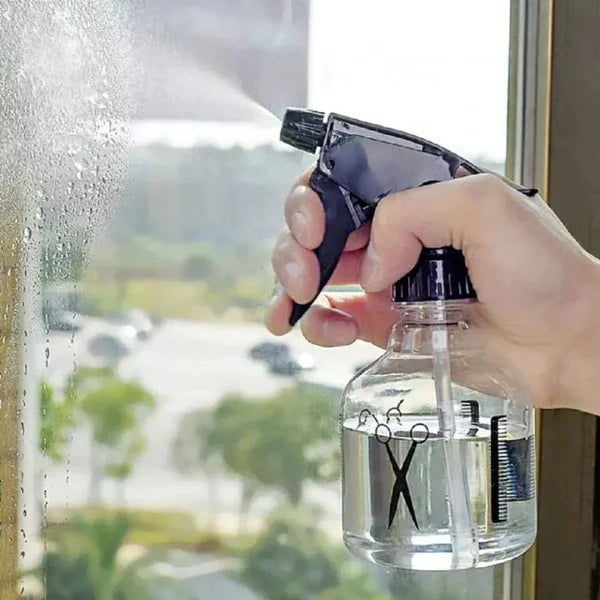 Hair/wigs spray bottle