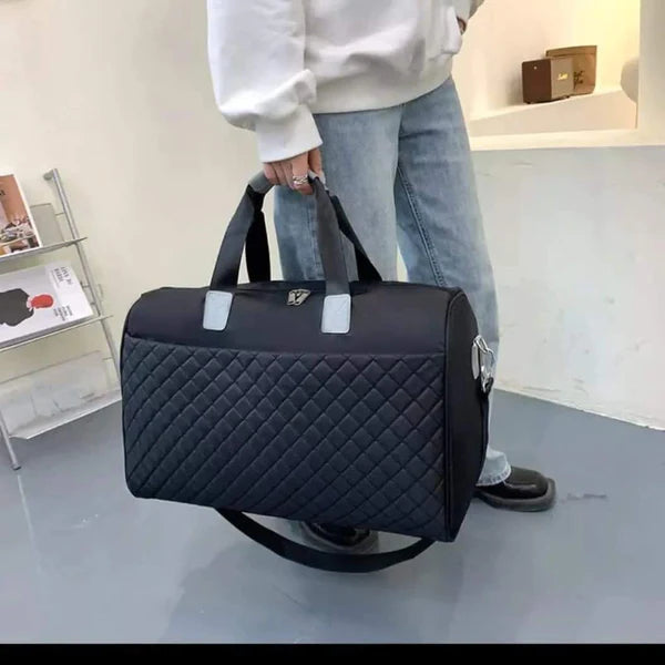Quilted large waterproof duffel bag