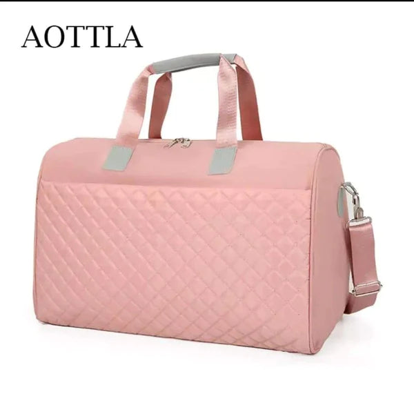 Quilted large waterproof duffel bag