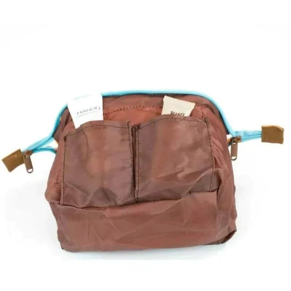 Multifunctional and portable make up/accessories bag