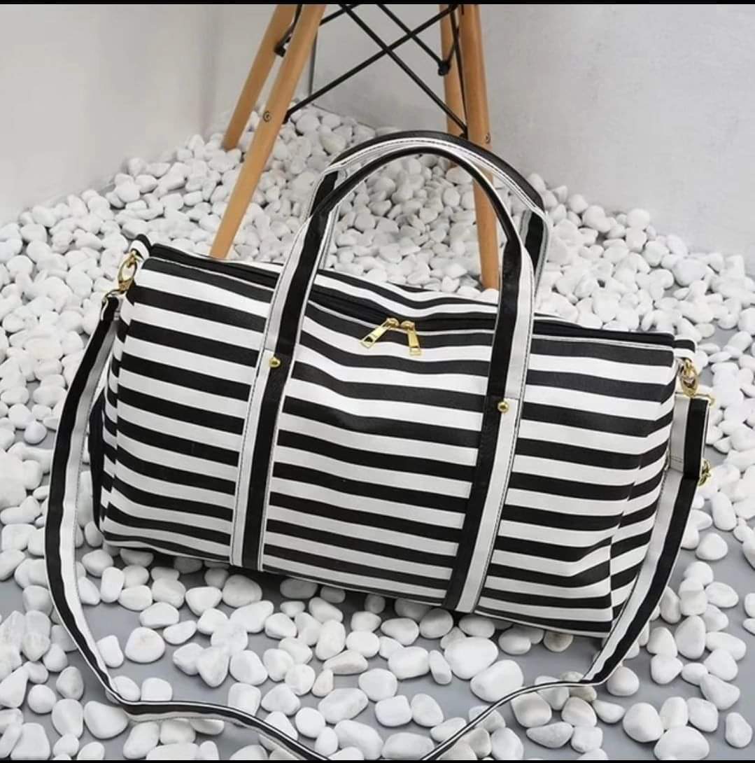 Large Capacity Stripe Duffel tote shoulder travel/gym bag
