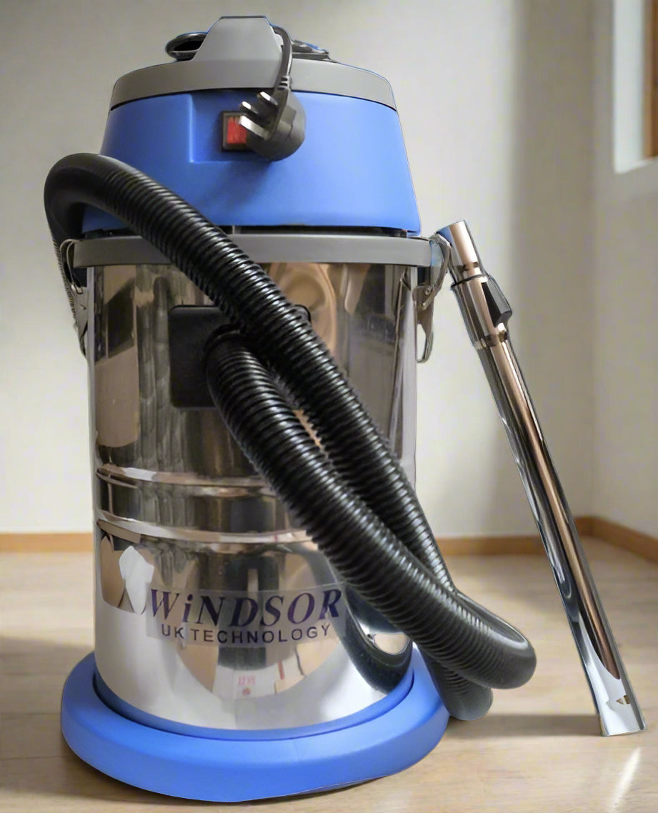 Windsor - 30L Wet And Dry Vacuum Cleaner