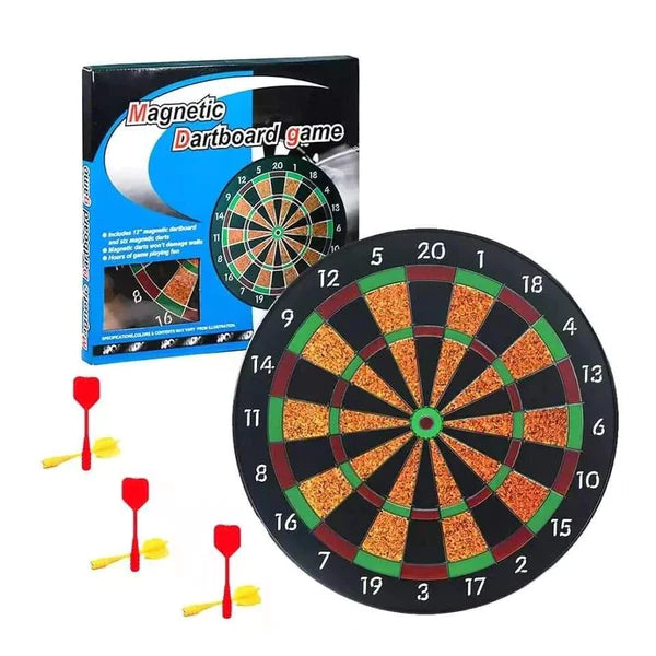 Magnetic dart board set