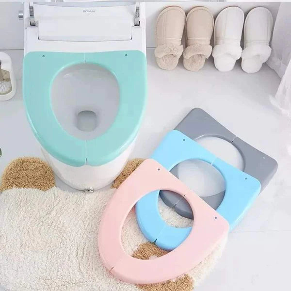 Foldable design plastic toilet seat cover