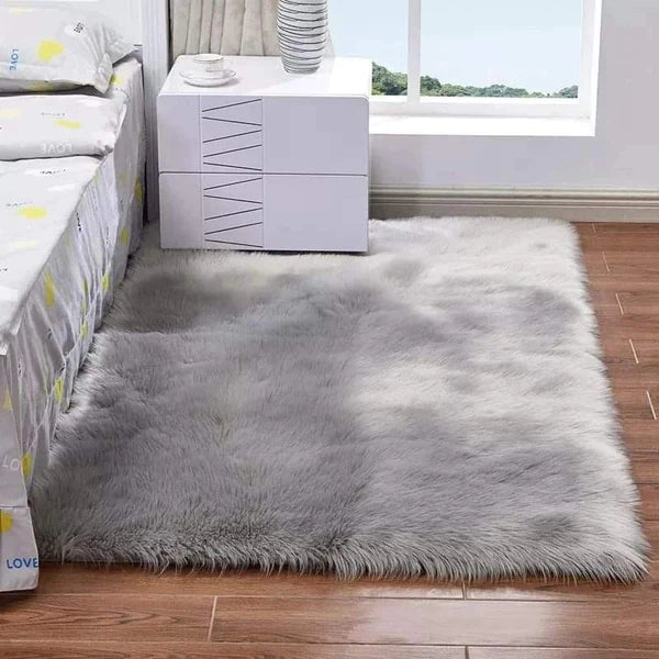 Faux fur bedside mat