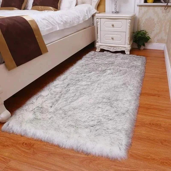 Faux fur bedside mat