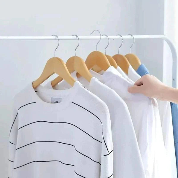 Wooden clothes hangers 10pcs