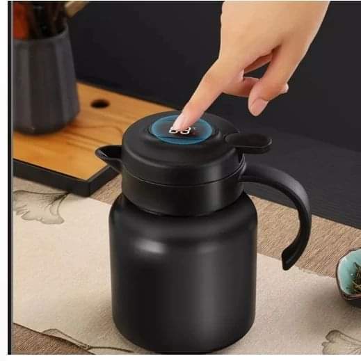 Insulation Flask with infuser and LED Temperature Reader 1.7L