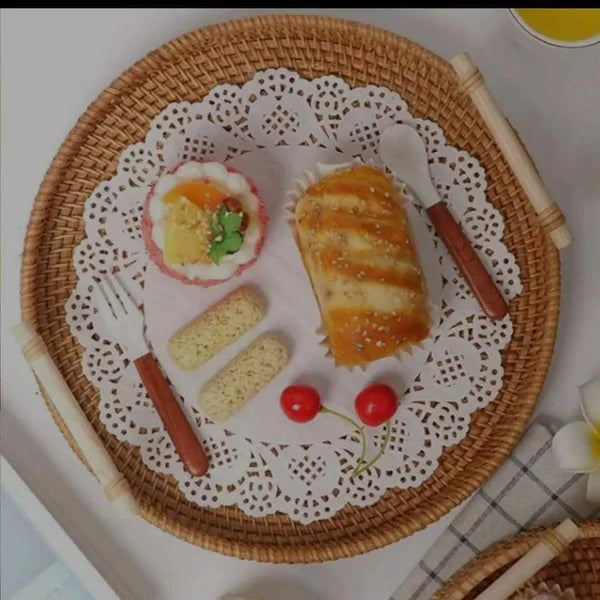 Natural rustic rattan serving tray Homelux Kenya