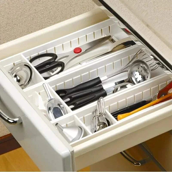 Adjustable drawer storage box