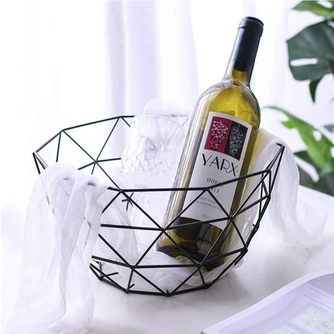 Geometric metallic storage holder
Fruit storage basket