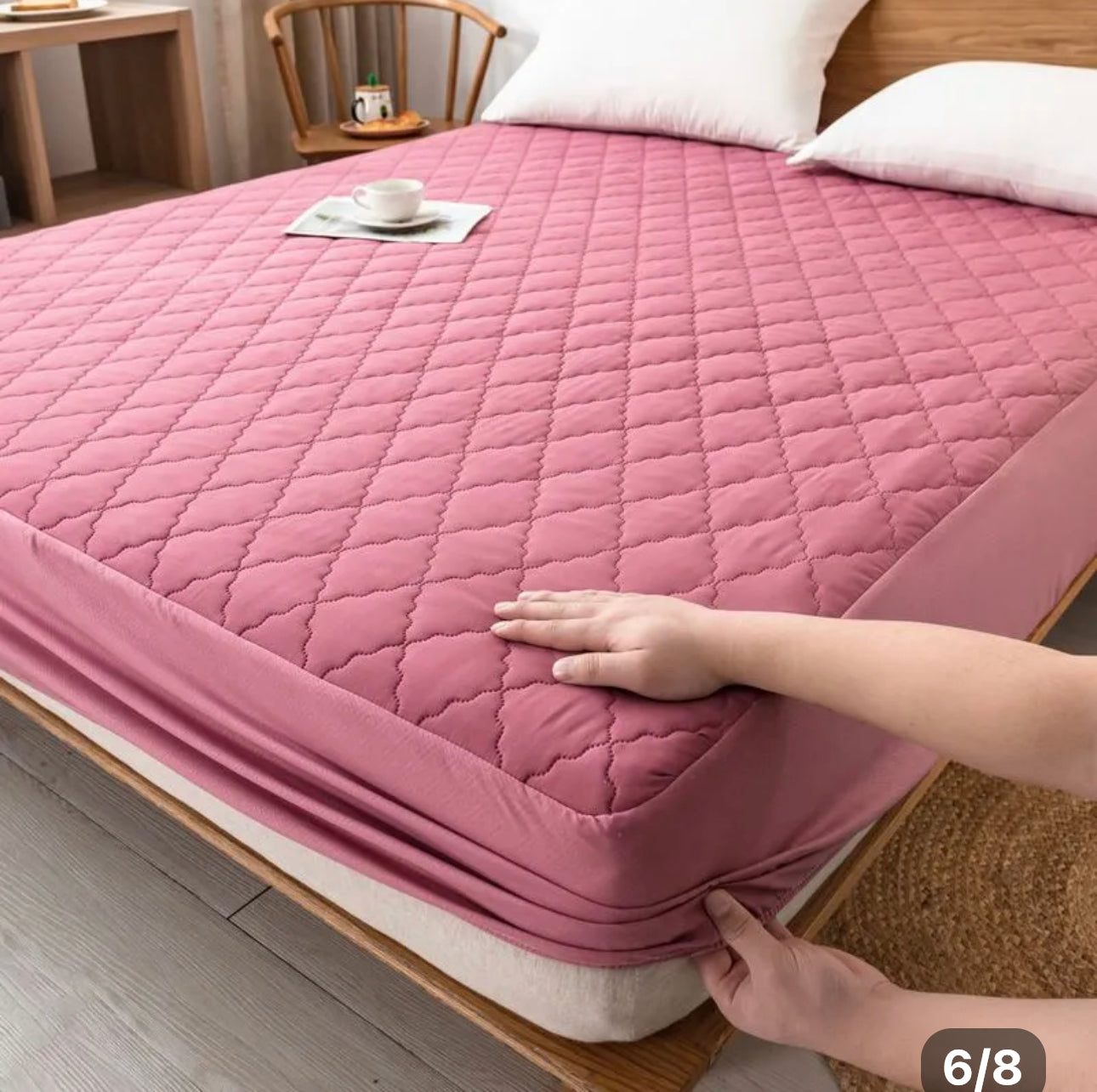 Quilted Fitted Mattress Pad Waterproof Mattress Protector
