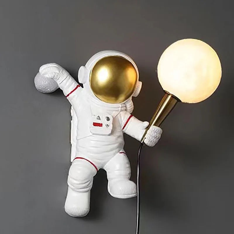 3D Astronaut Wall Lamps Modern Moon Décor for a Stellar Ambiance