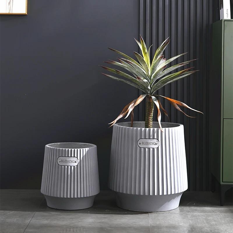 Elegant Flower Planter Pot Set