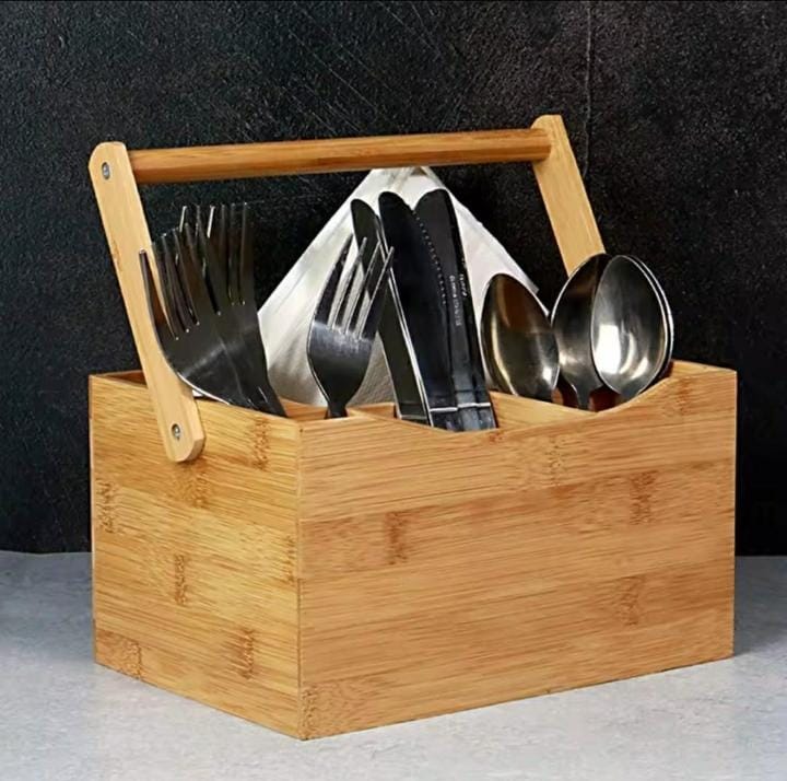 Portable countertop/kitchen cutlery organizer with handle