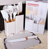 19 pcs Silicon spoons with knives and chopping board.