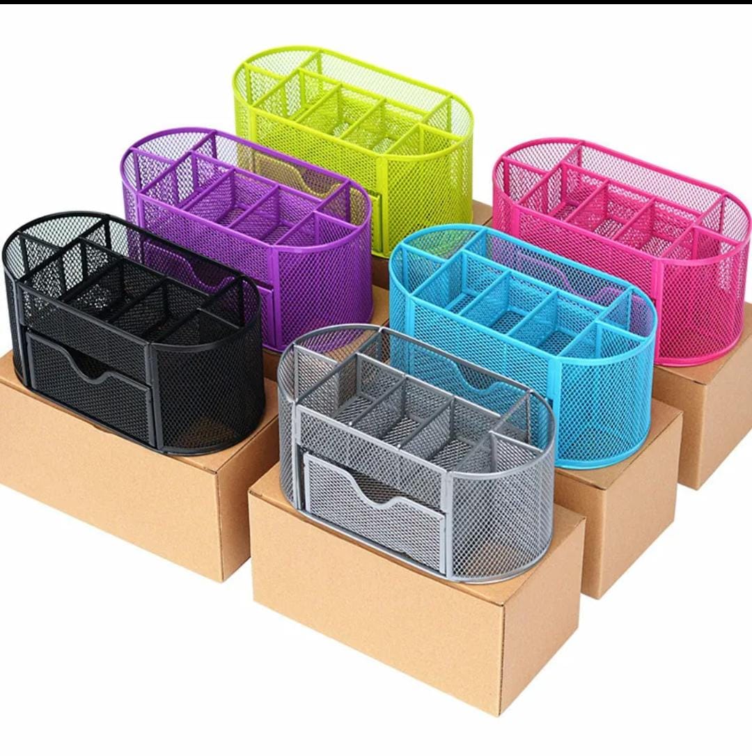 Multifunctional metallic mesh organizer