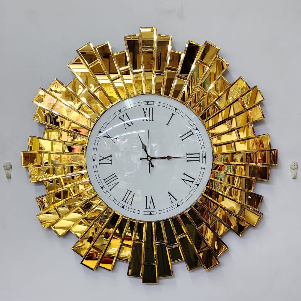 Classy Mirrored Wall clock