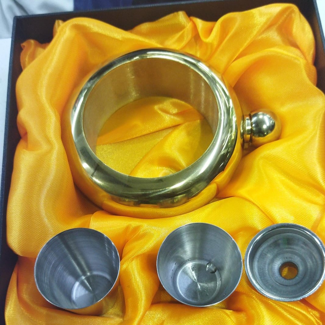 Round Flask (bangle)  Gift Set with Two Shot Glasses and Funnel