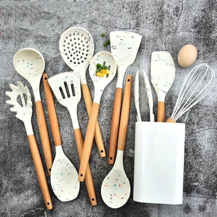 Unique white marble silicone spoon set