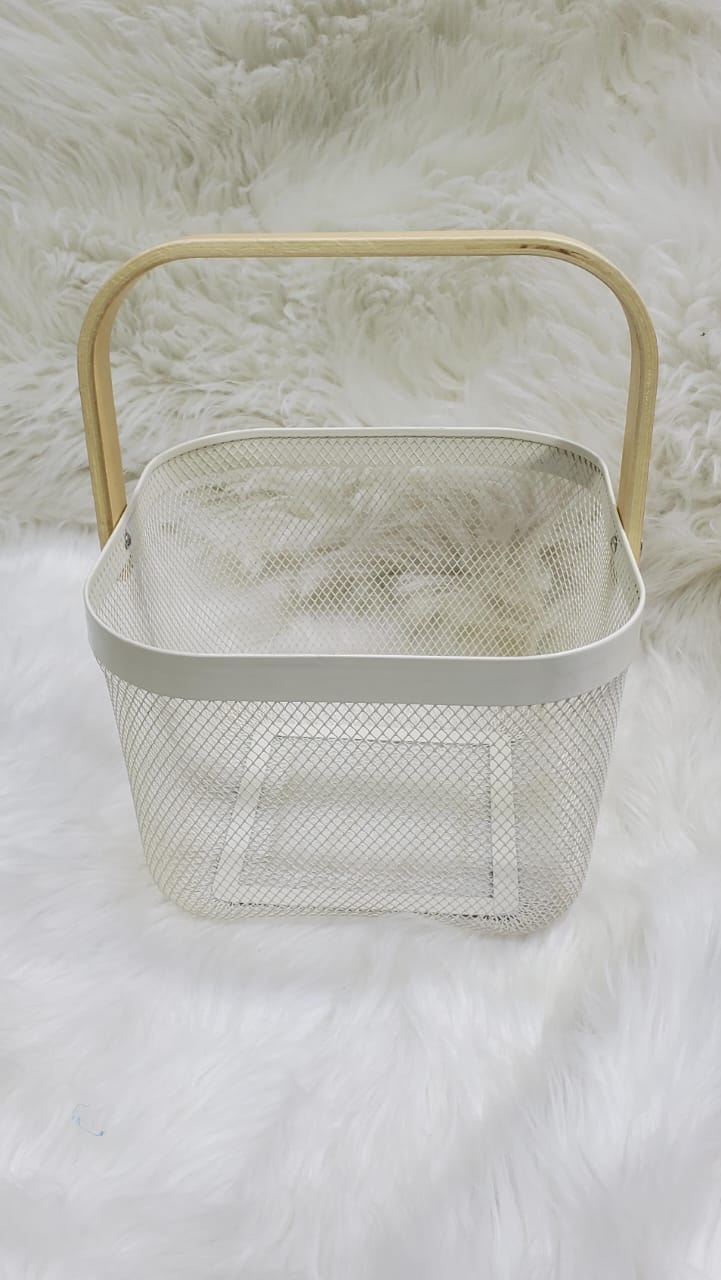 Storage/fruit basket with handles