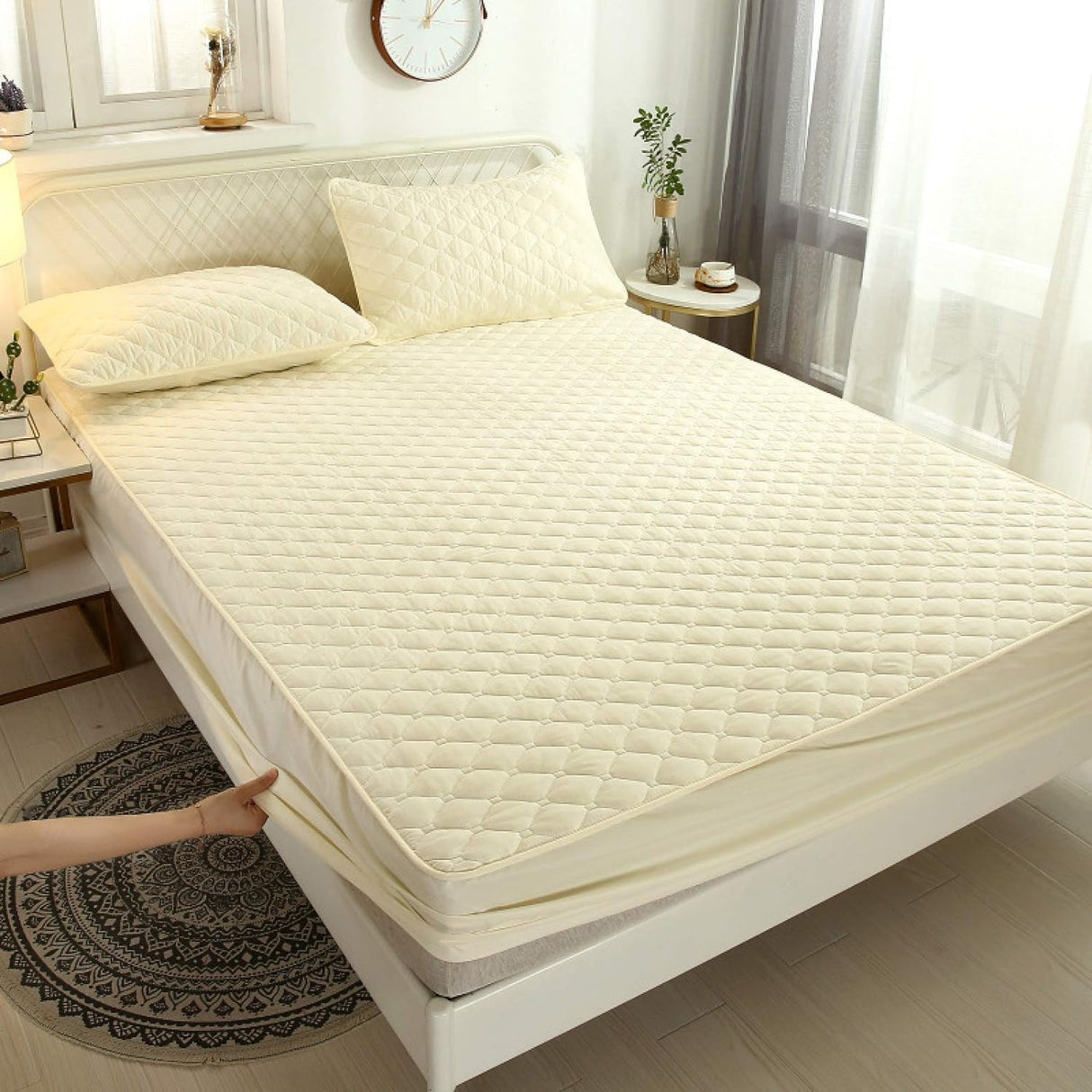 Quilted Fitted Mattress Pad Waterproof Mattress Protector