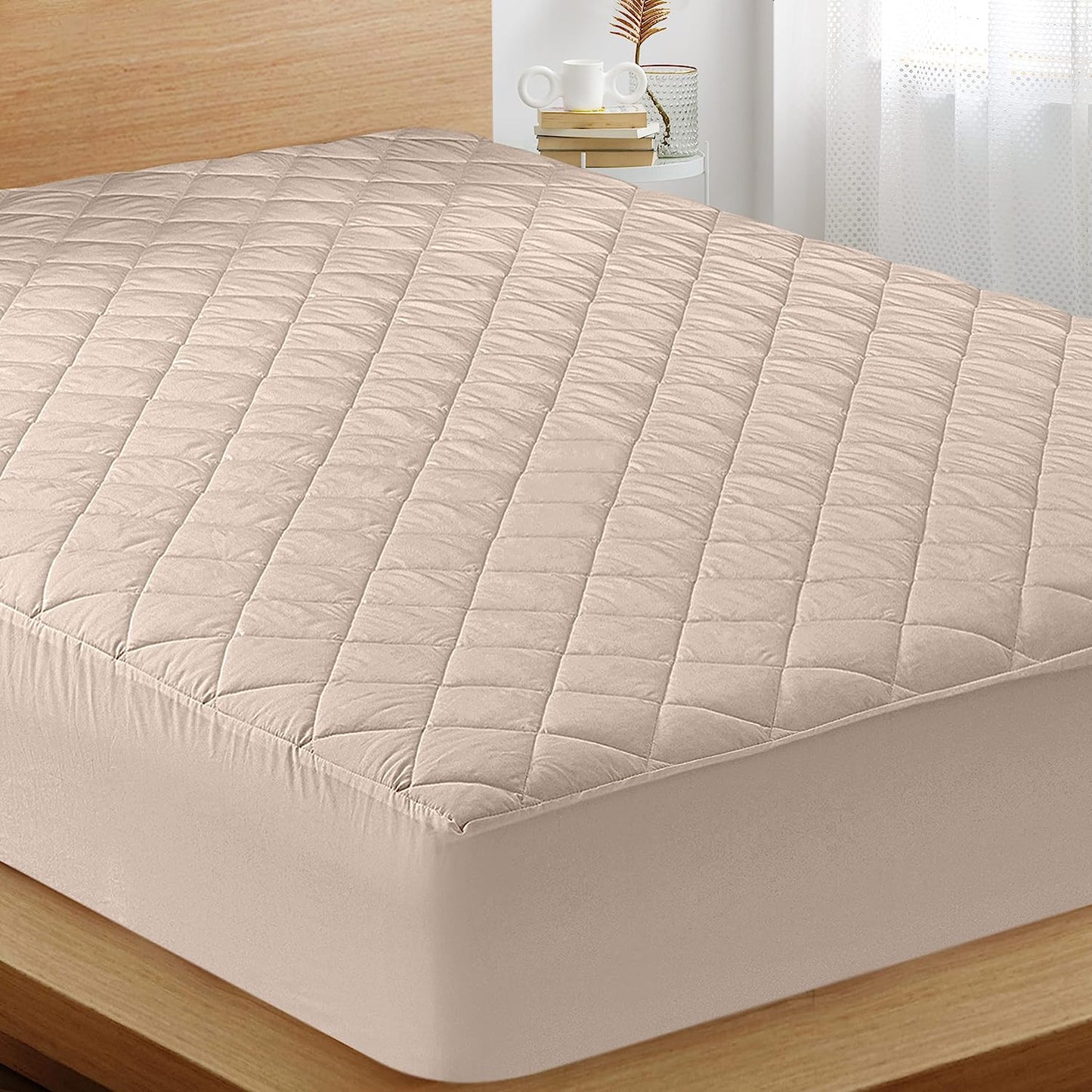 Quilted Fitted Mattress Pad Waterproof Mattress Protector